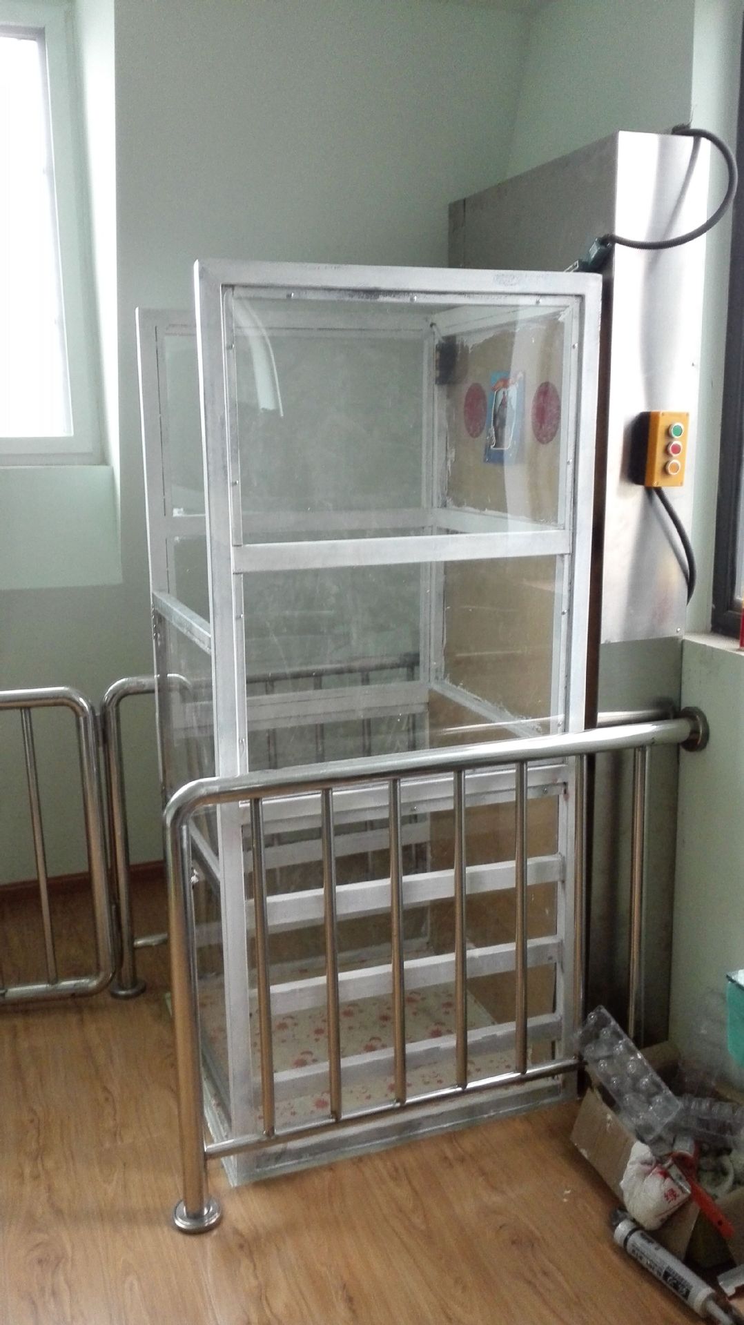 家用小型电梯简易液压电梯老年人无障碍升降机家用导轨式升降机