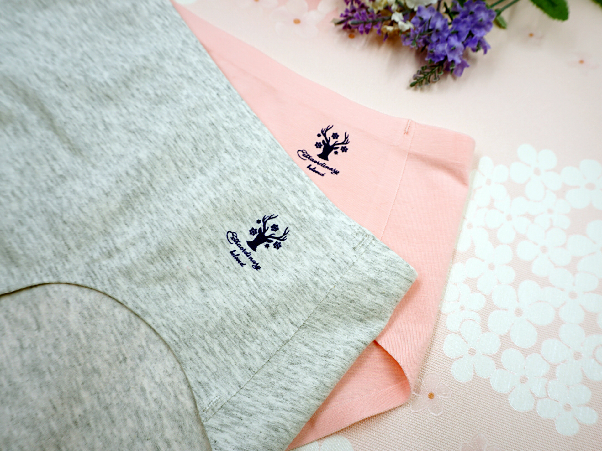 爆款 女士性感简约无痕内裤纯棉三角裤*后印花中腰内裤 批发