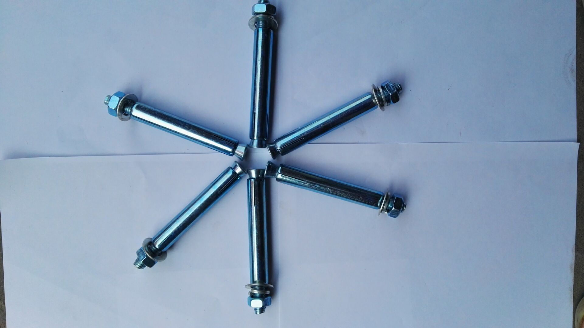 膨胀螺栓 大头膨胀螺丝 拉爆锚栓 碳锌 镀蓝白锌金属 厂家现货