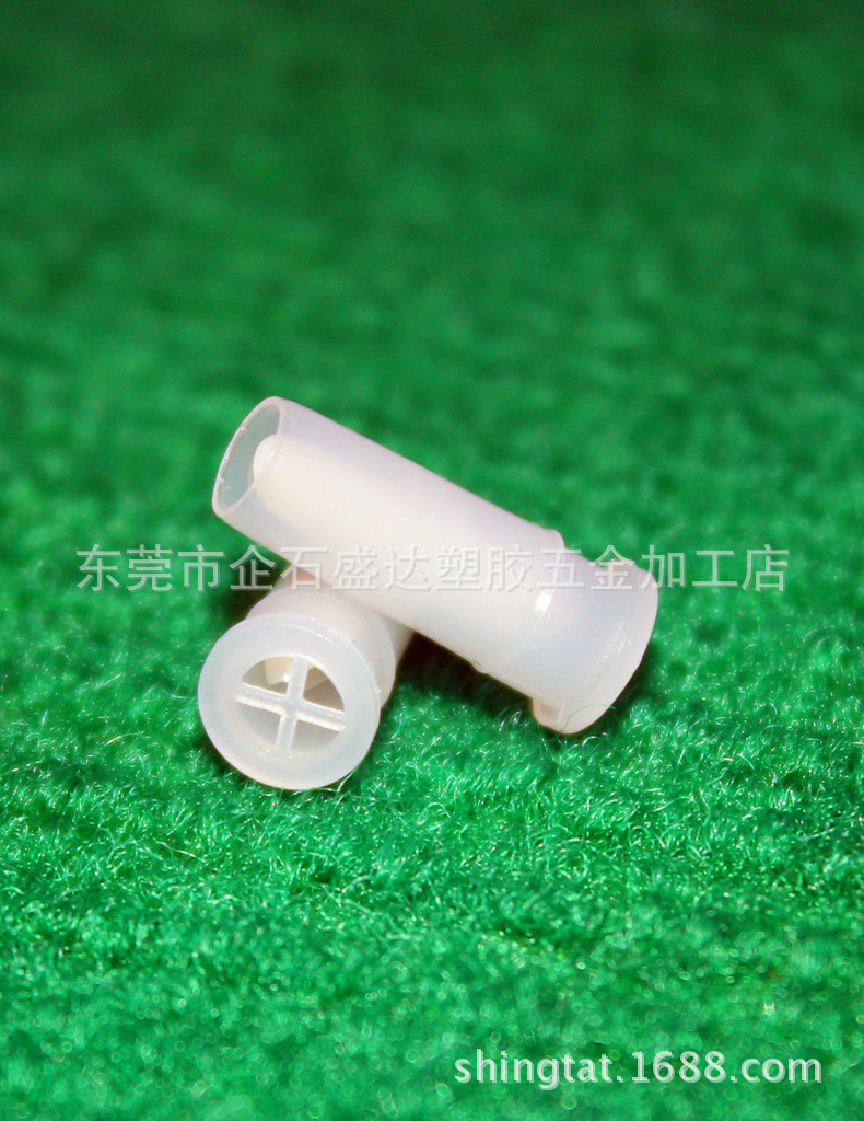 东莞厂家直销5*6.8*16mm搪胶玩具配件小号bb叫哨子定制发声咀