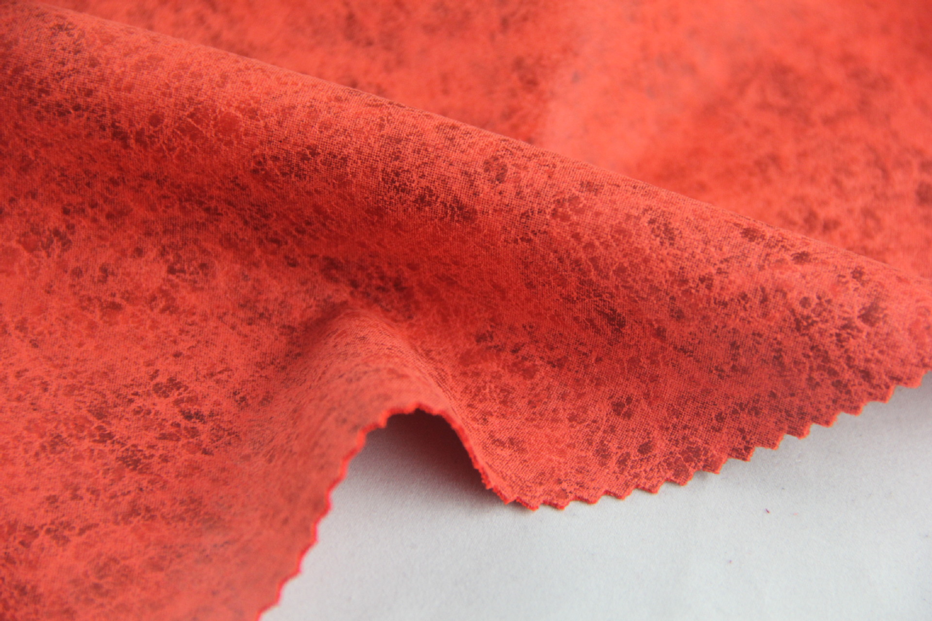 直销 麂皮绒印花涂层面料 单面雪花绒烫金