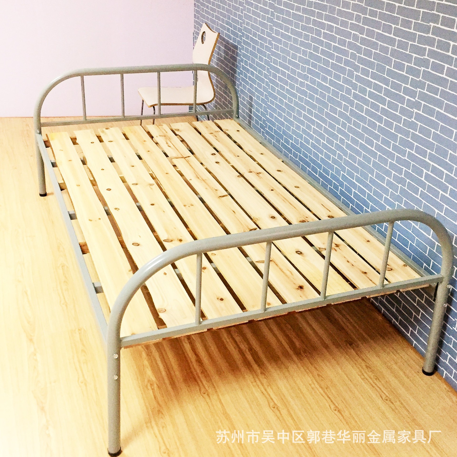 批发定制职工宿舍单人铁架床单层员工床1.2米钢木单人床苏州厂家