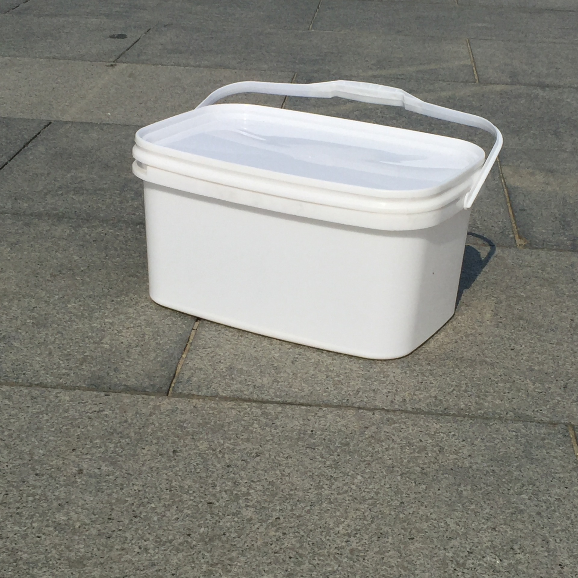 《供应》新款5l涂料桶 方形塑料桶 密封方形桶 耐摔5l包装桶