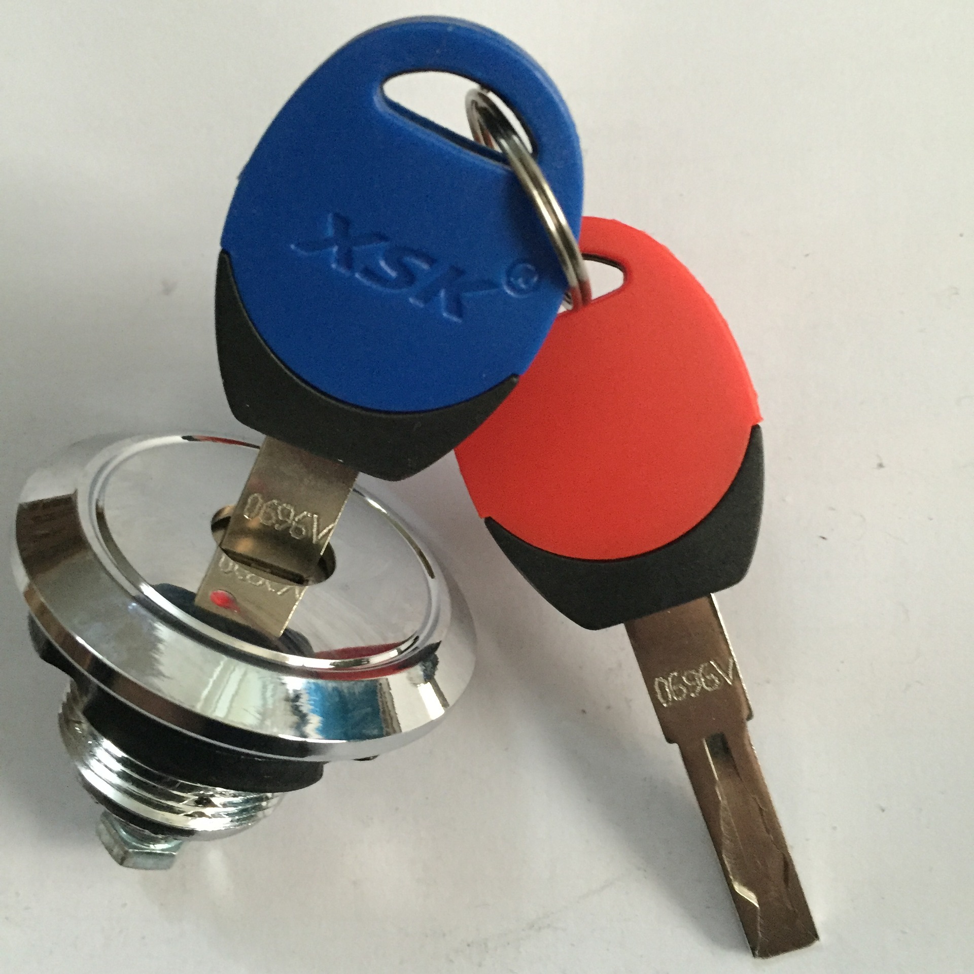 海滩是什么锁的钥匙 xsk保险锁