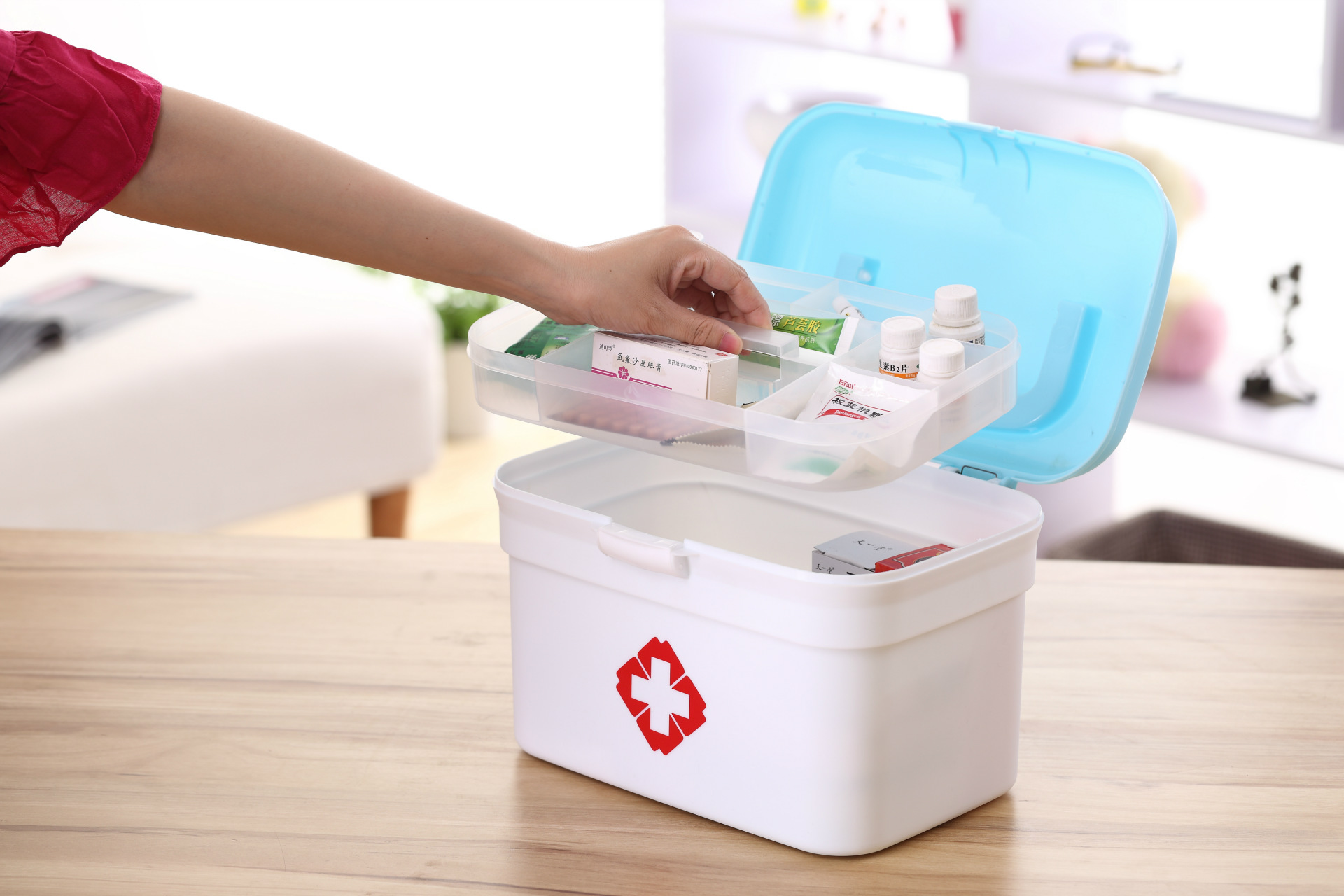 医药箱密封家庭用特大号药箱家用多层塑料医药箱急救箱药品收纳箱