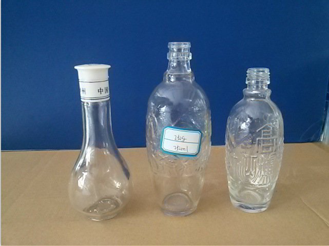 供应各种规格玻璃酒瓶 厂家定制玻璃酒瓶 白酒瓶