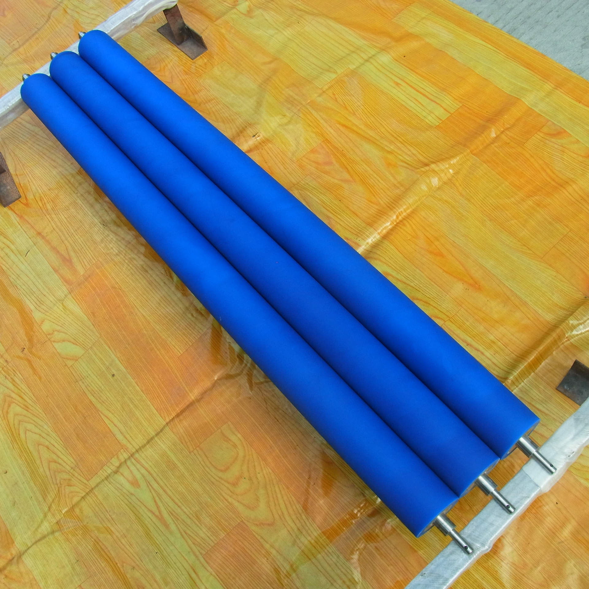 厂家生产高粘尘硅胶辊 粘尘硅胶辊质量保证 粘性强