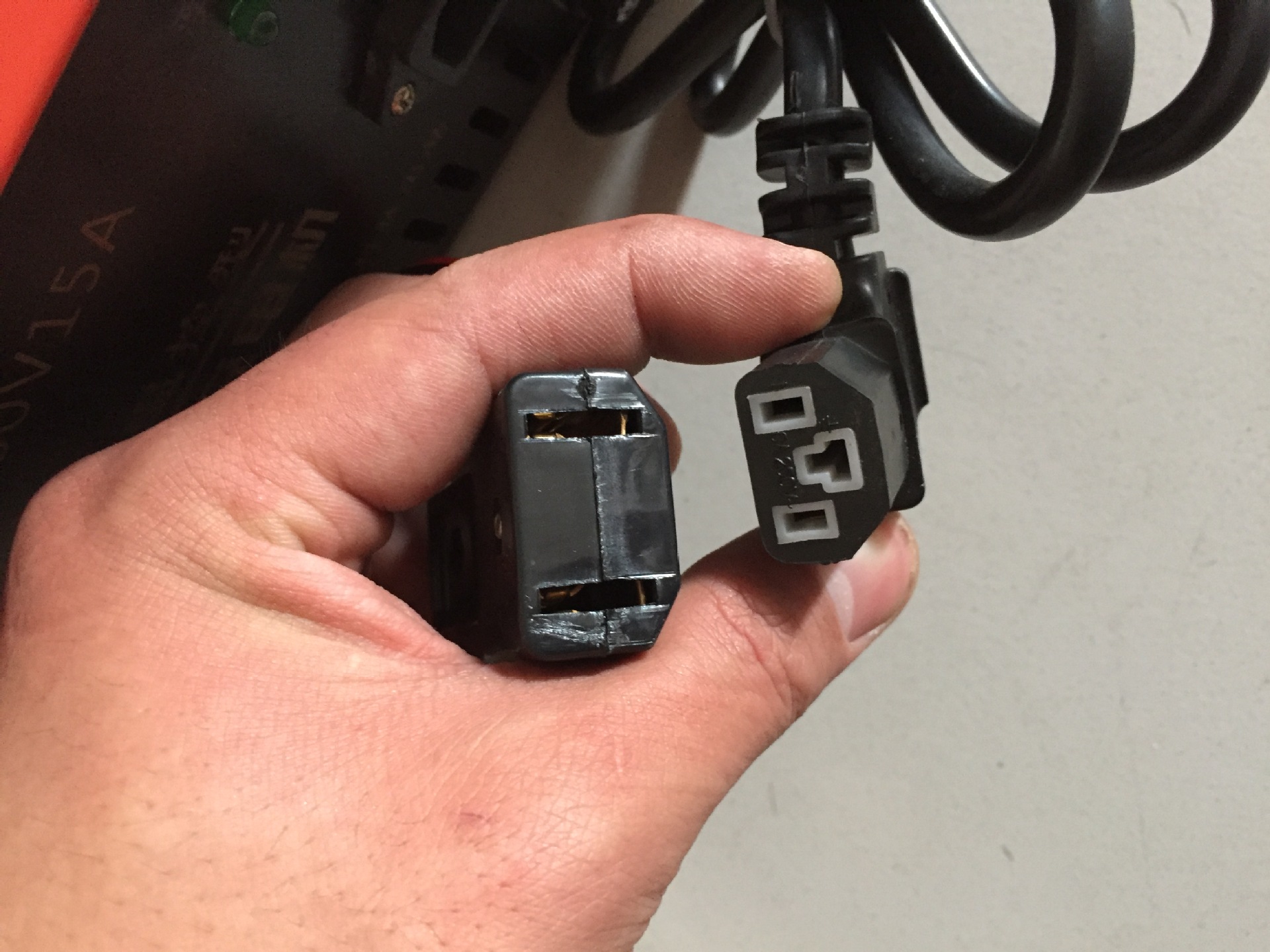 48v水电瓶电动三轮车充电器电动车充电器48v