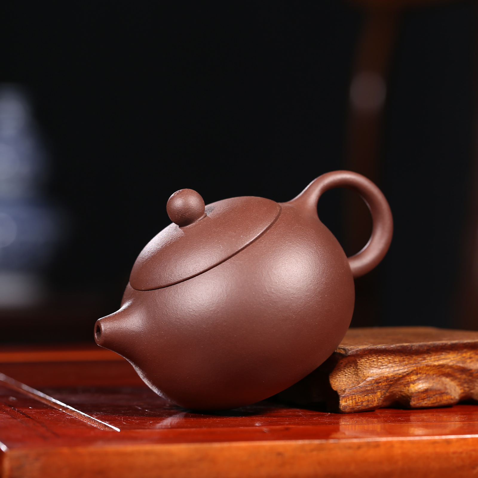 h2726 宜兴正品紫砂 原矿紫泥西施壶