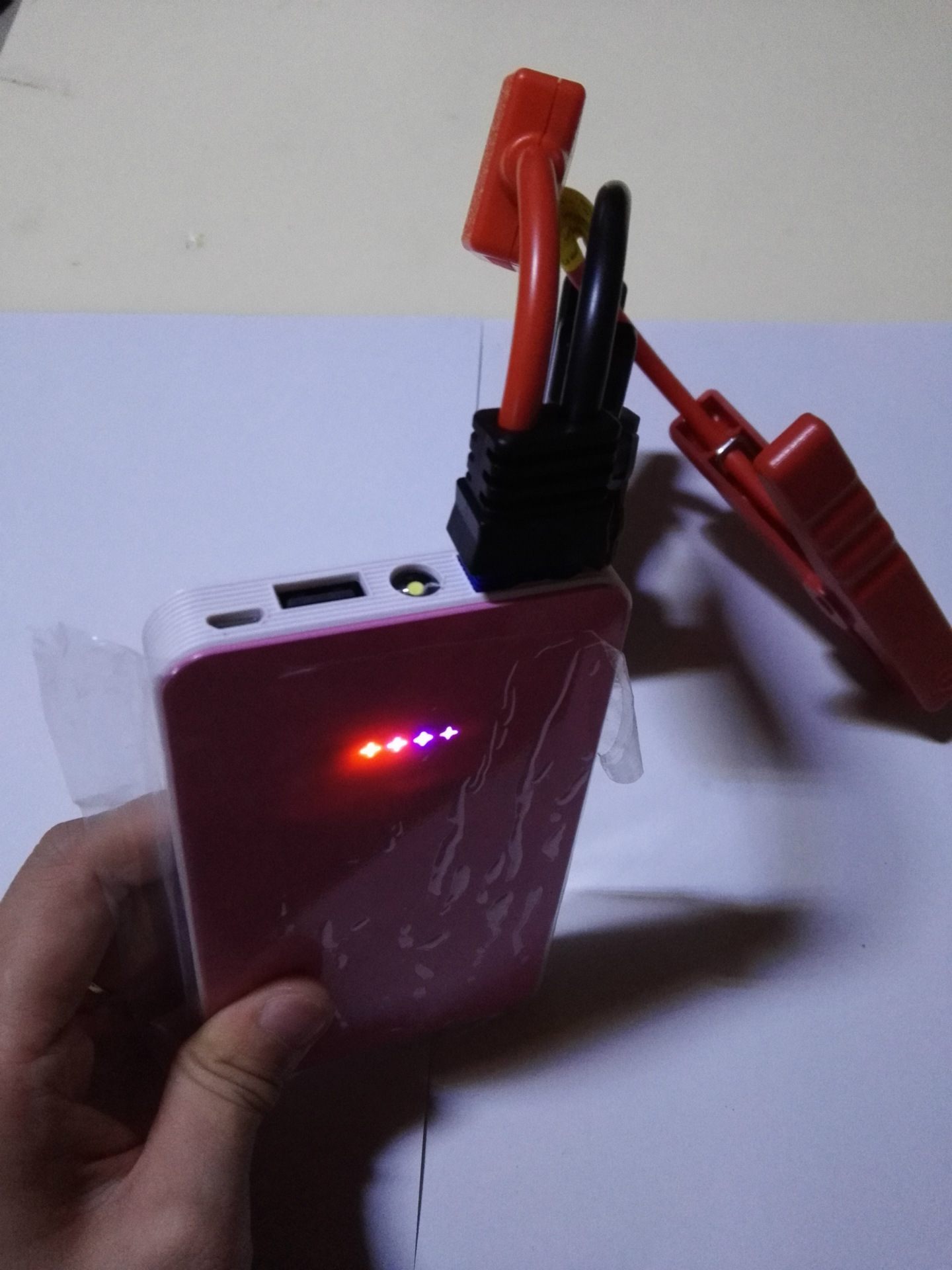 汽车应急启动电源 12v车载电瓶移动电源 车用电瓶应急启动充电宝