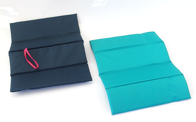 折叠垫折叠坐垫定制小垫四折折叠坐垫二折球迷折叠便携坐垫