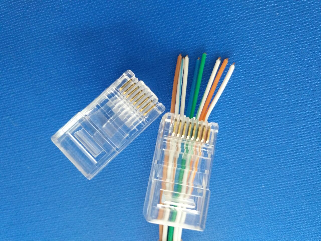 厂家热销cat6六类非屏蔽通孔镀金水晶头8p8c网线rj45水晶头