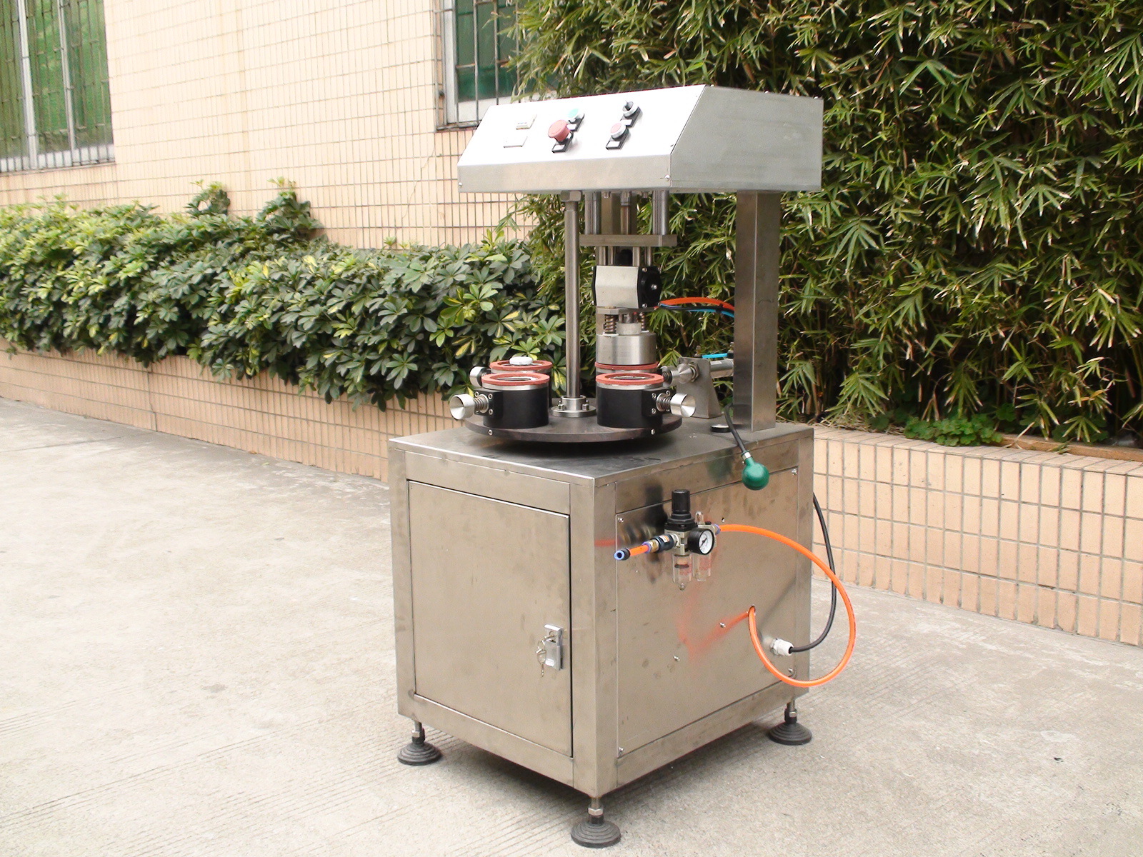 供应自动半自动抽真空旋盖机厂家直销价格优惠