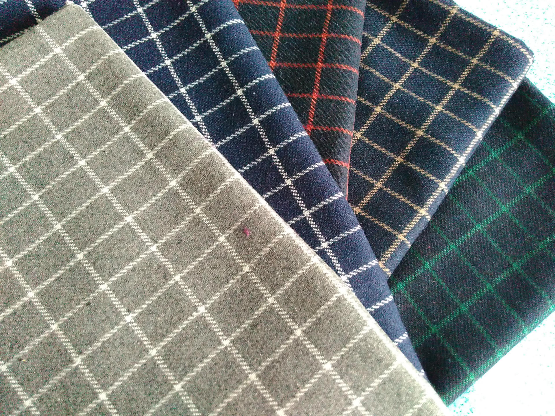 纯羊毛面料vs羊毛混纺面料,还傻傻分不清楚的看这里