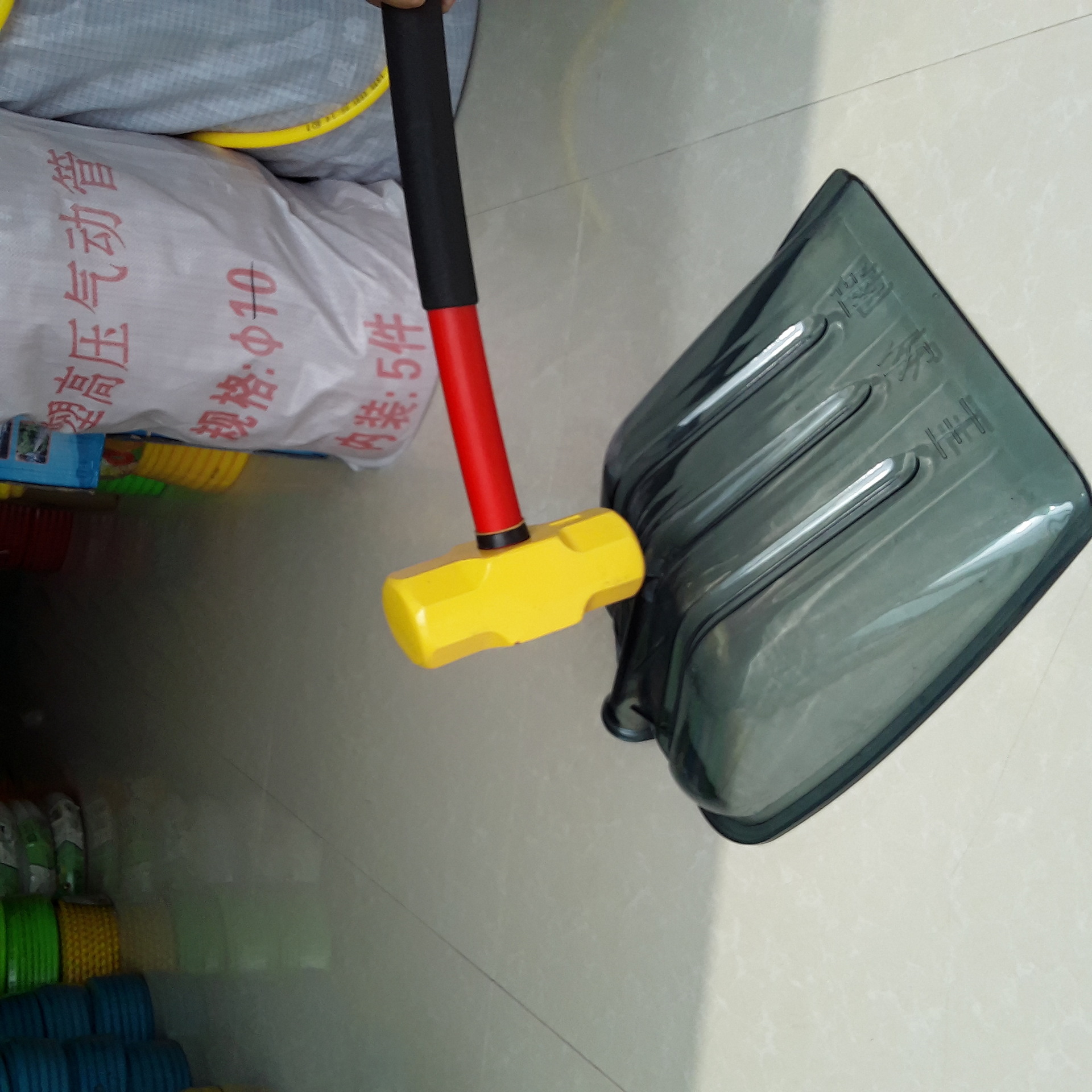 厂家直销耐磨,耐压,抗摔抗砸透明钢化王塑料掀,谷物晾晒掀