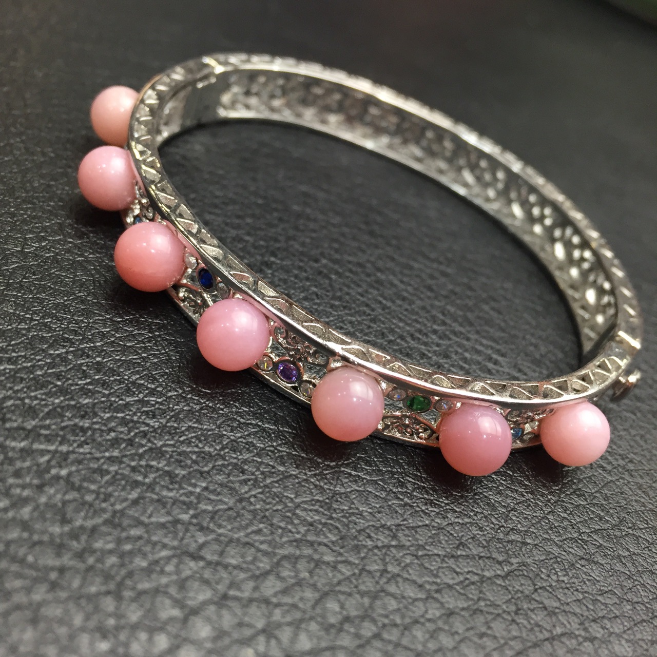 粉欧泊手镯925银镶嵌6mm欧泊