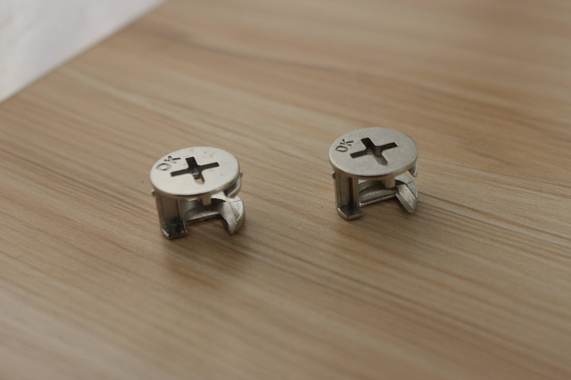 橱柜五金配件 家具实木板连接配套锌合金三合一 偏心轮 质量保证