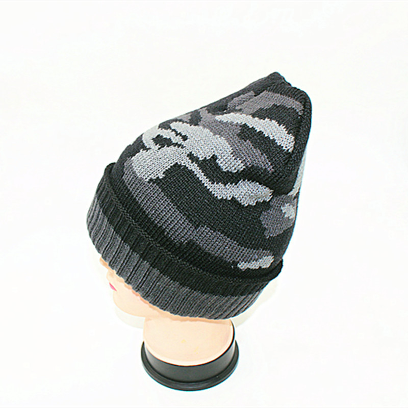 新款迷彩毛线帽 外单加毛绒超厚针织帽 军帽男士毛线帽