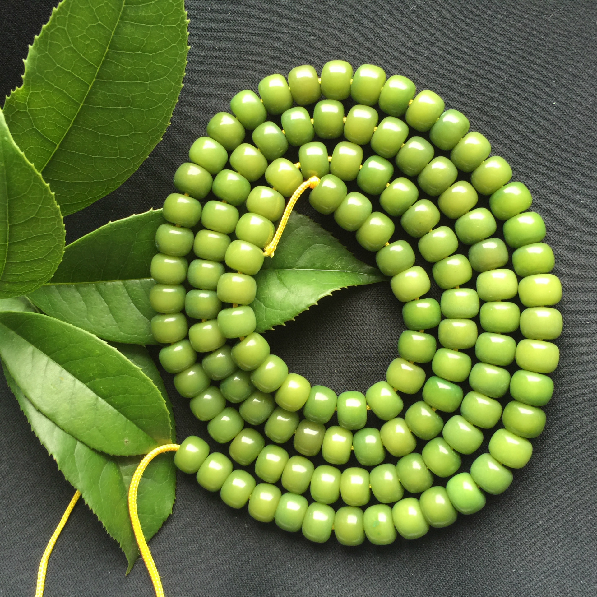 厂价直销 天然菩提根108颗 菩提风化绿色