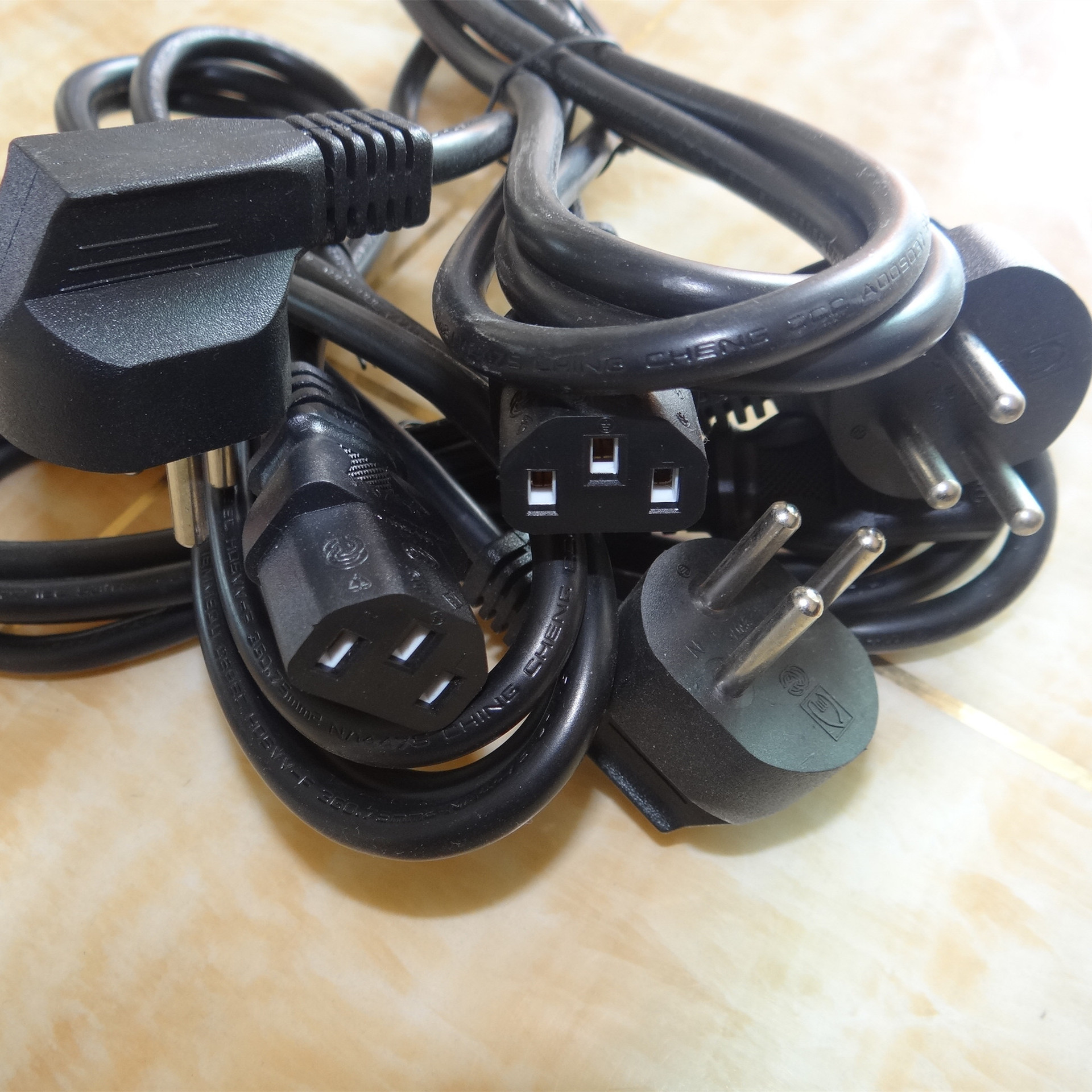 以色列插头电源线以色列三圆珠过sii认证三芯电源线以色列两插