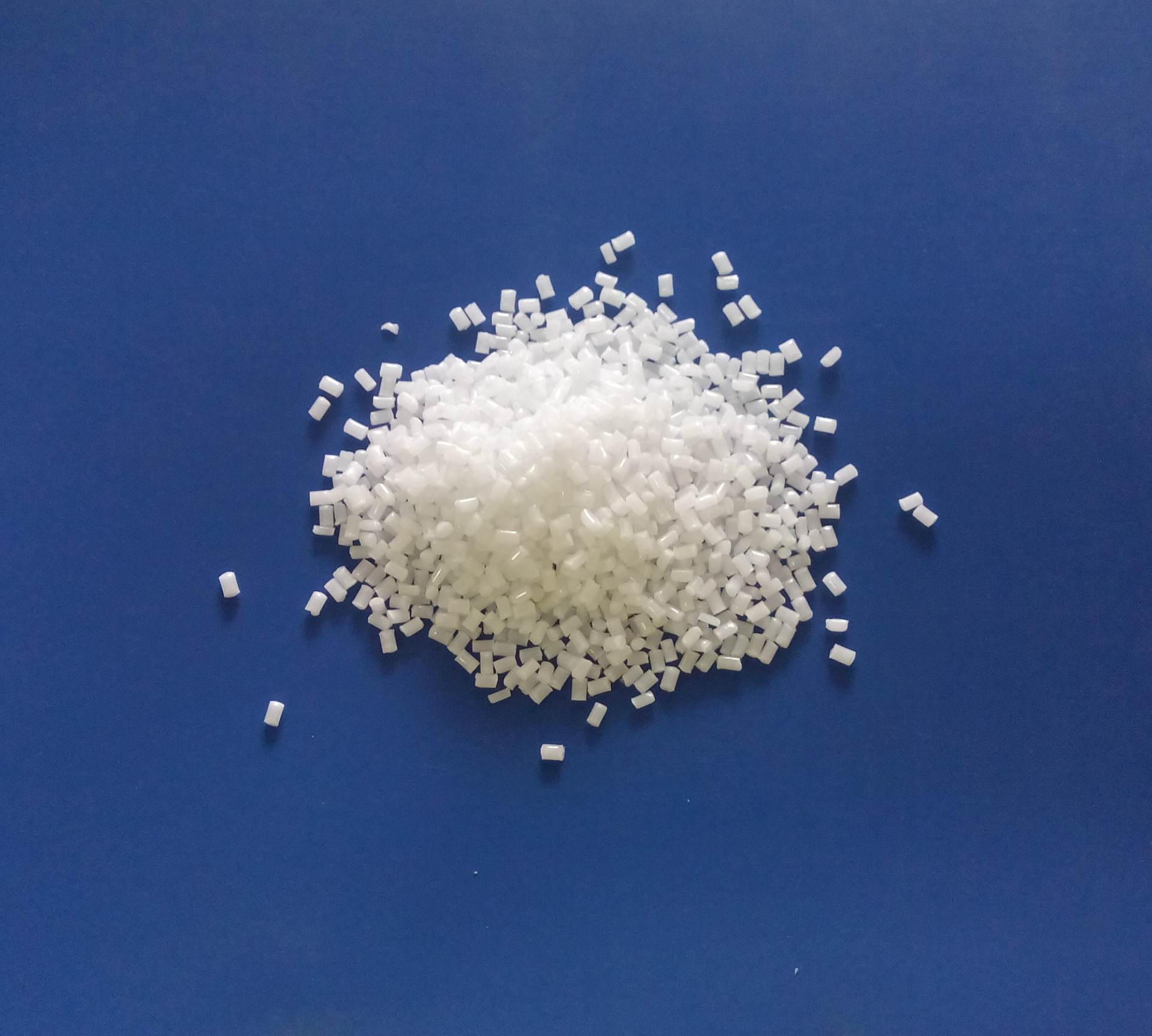 厂家直销各种优质环保高效pp阻燃母粒