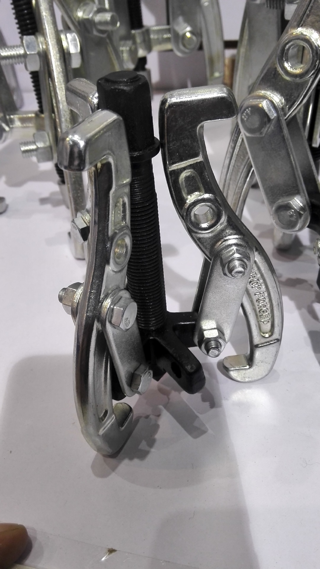 专业供应优质多功能拉马轴承起出器,整体锻造,表面镀锌,发黑