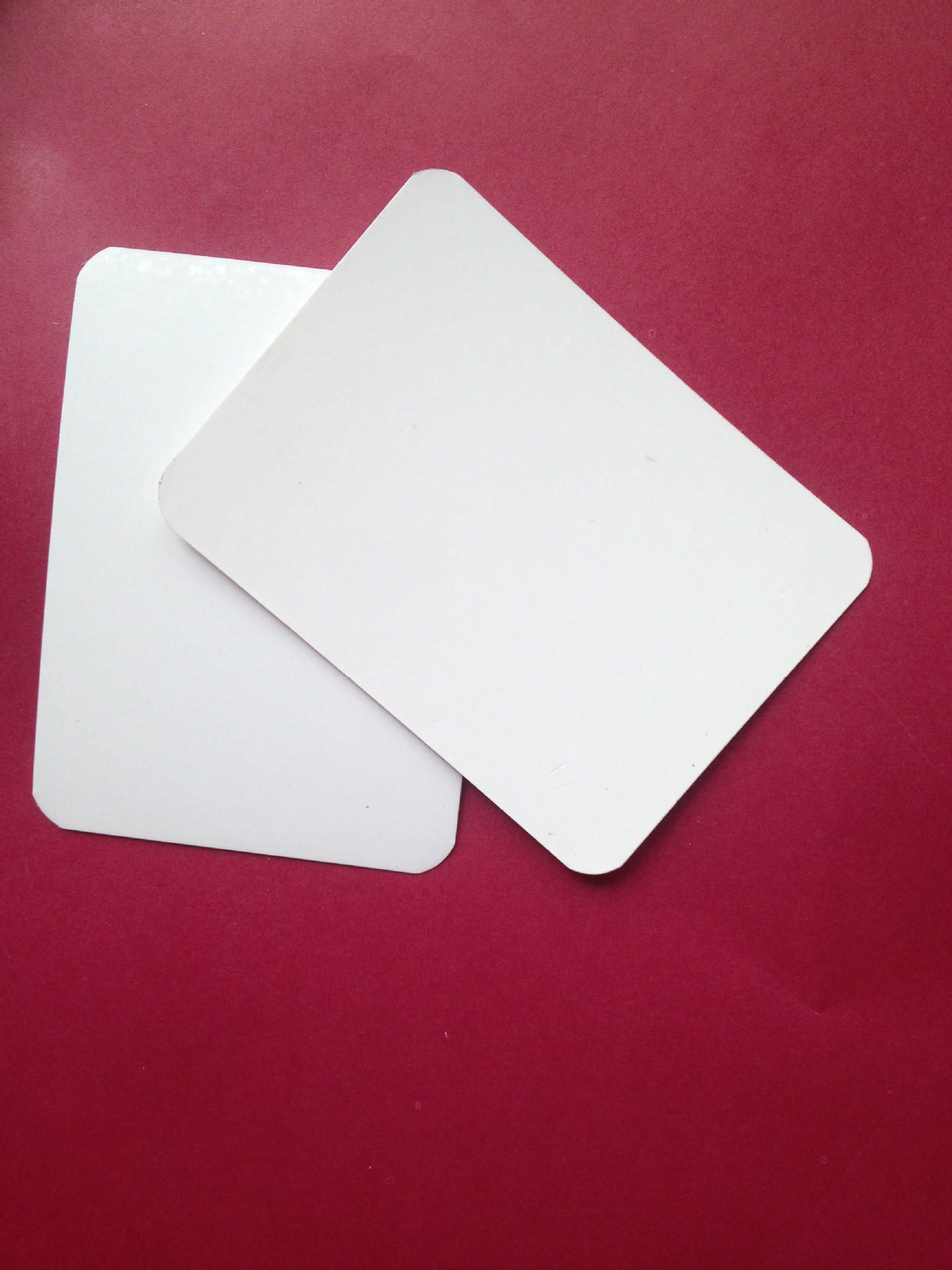 400克圆角双面白卡纸叠衣服纸板衬衣包装纸硬纸板衬衫折叠衬纸板