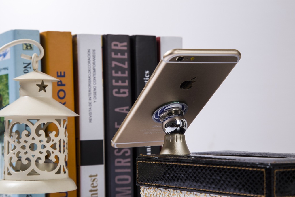 新款磁铁支架 车载磁力支架 360度号航手机支架 通用磁铁支架