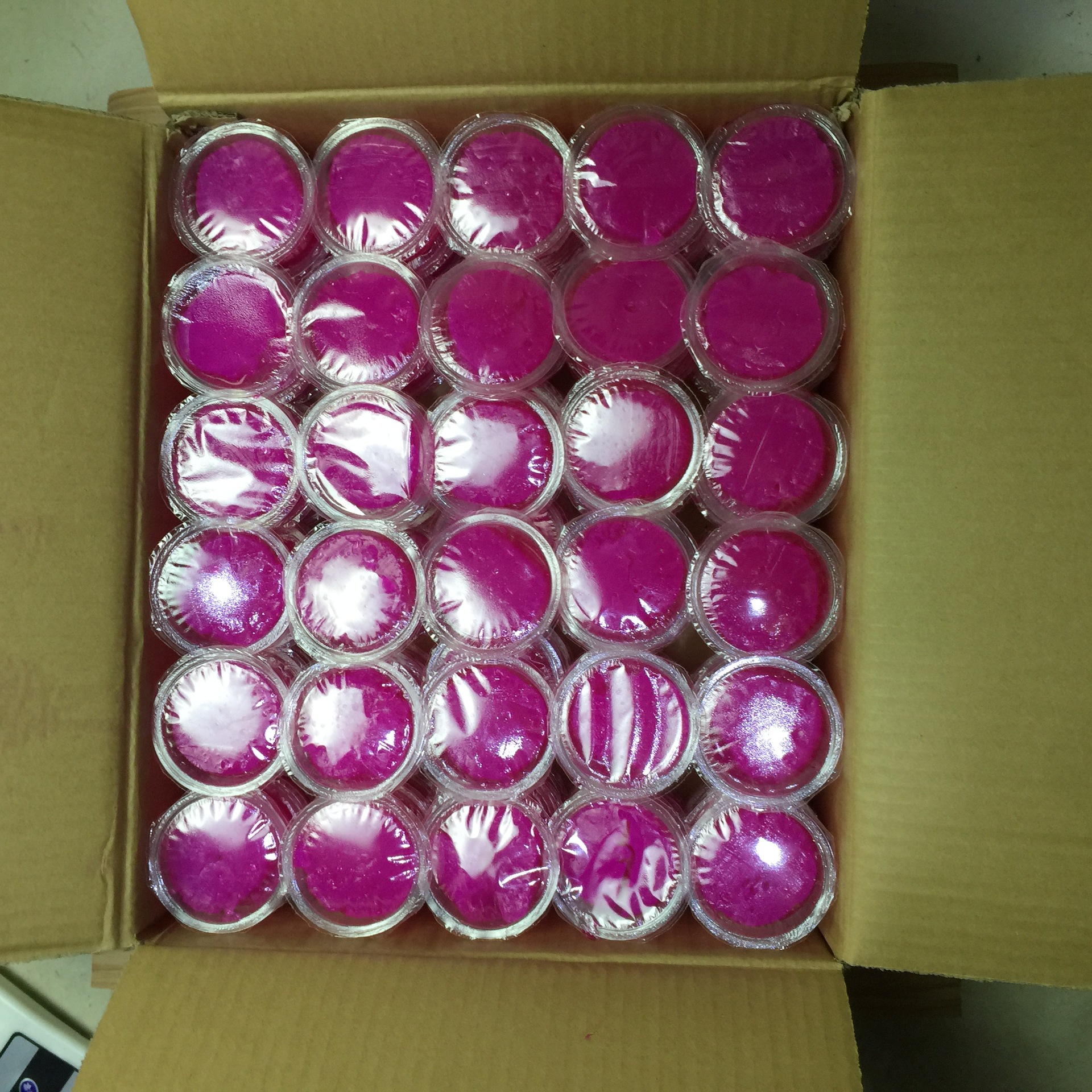 固体酒精厂家直销 火锅专用固体酒精块批发 户外木炭引火多用燃料