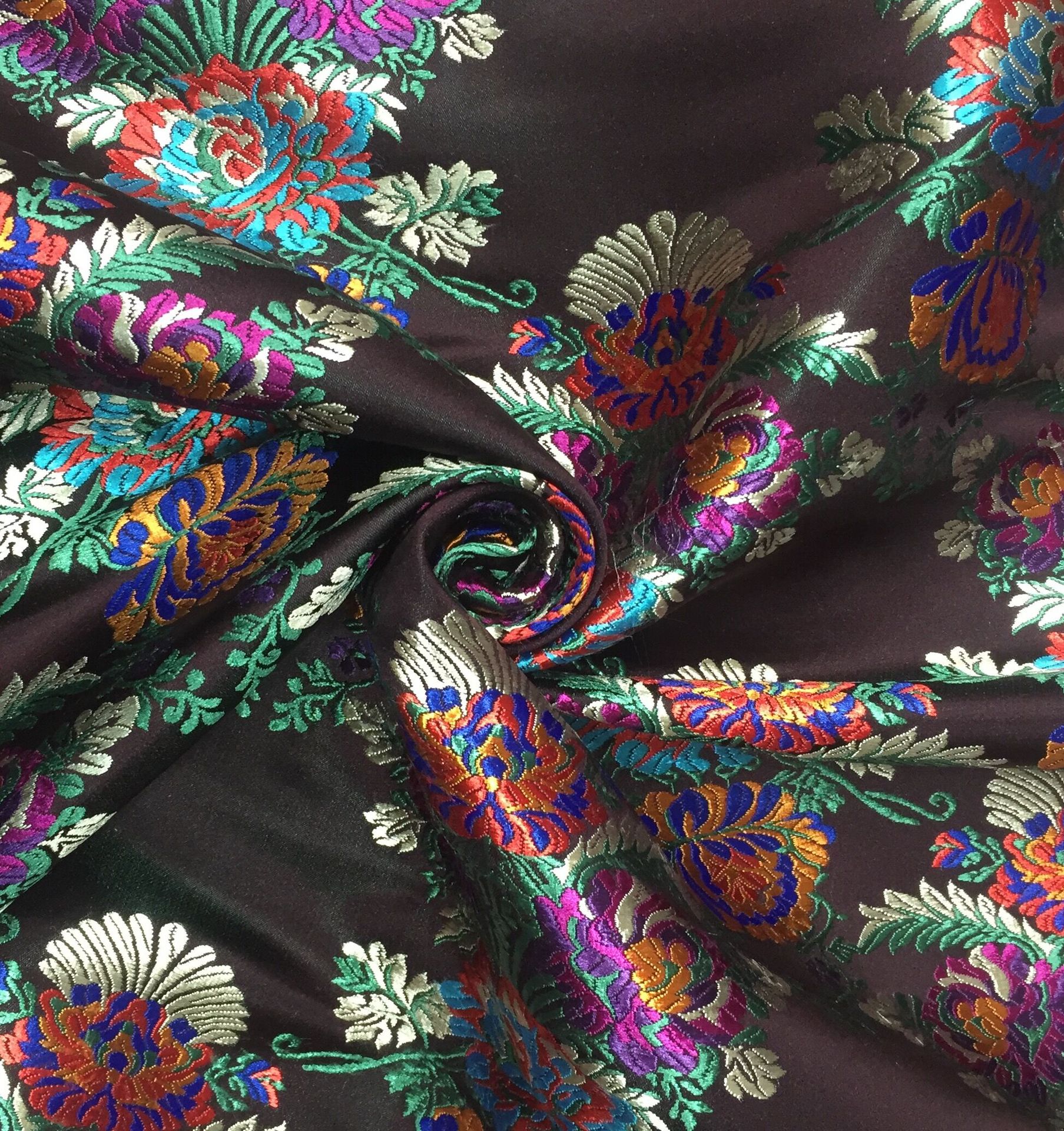 厂家直销织锦缎 唐装面料 提花面料 鞋材 座垫 手工diy.