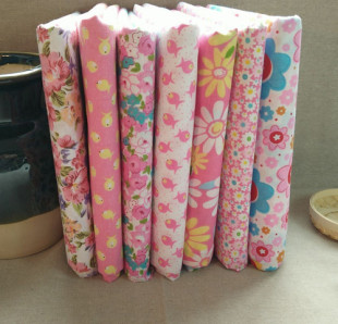 新款花布 印花纯棉布料面料 小碎花 纯棉花布 粉色布组