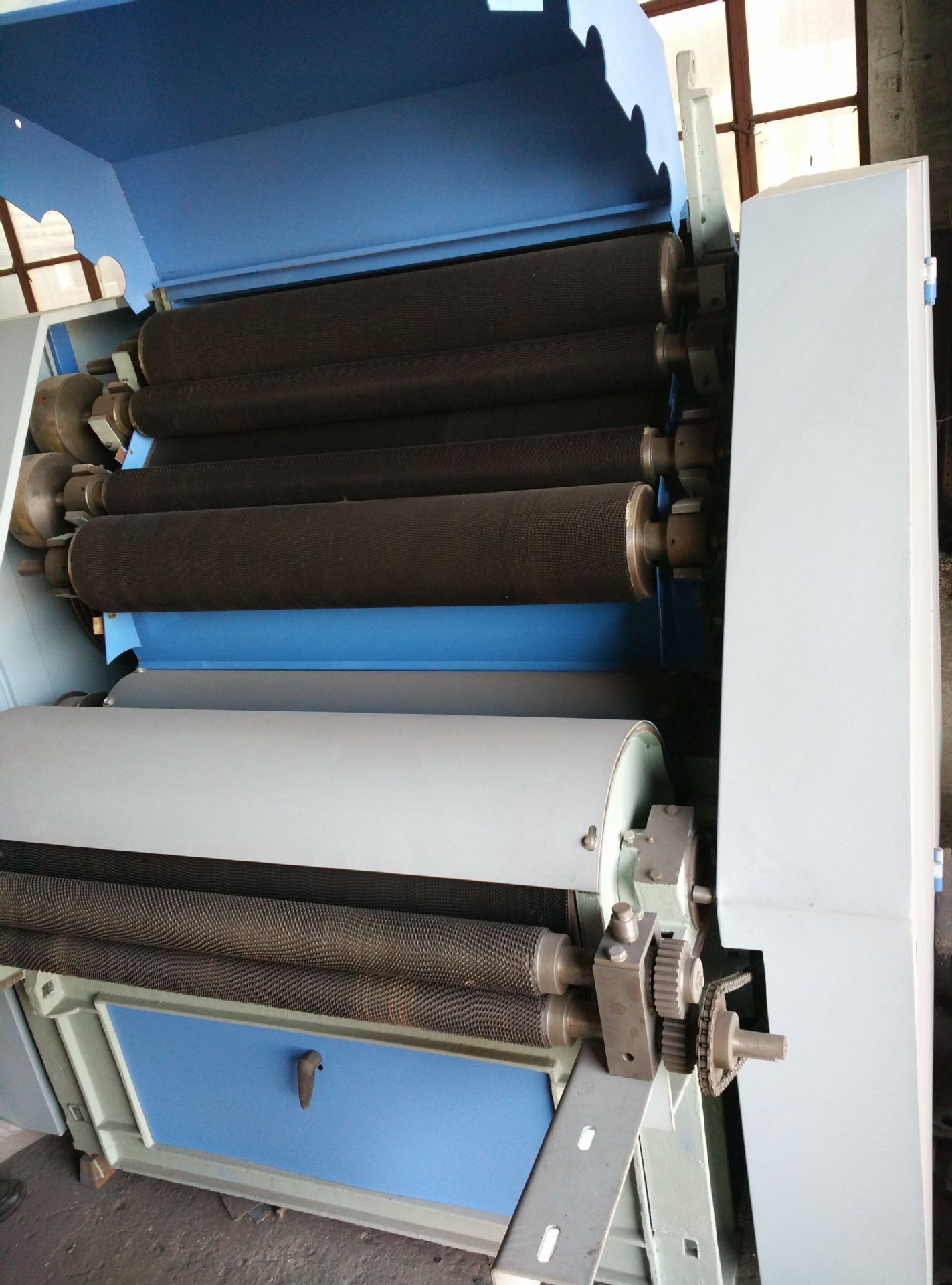 适合羊绒分梳前使用的原毛开松ks100羊毛开松机