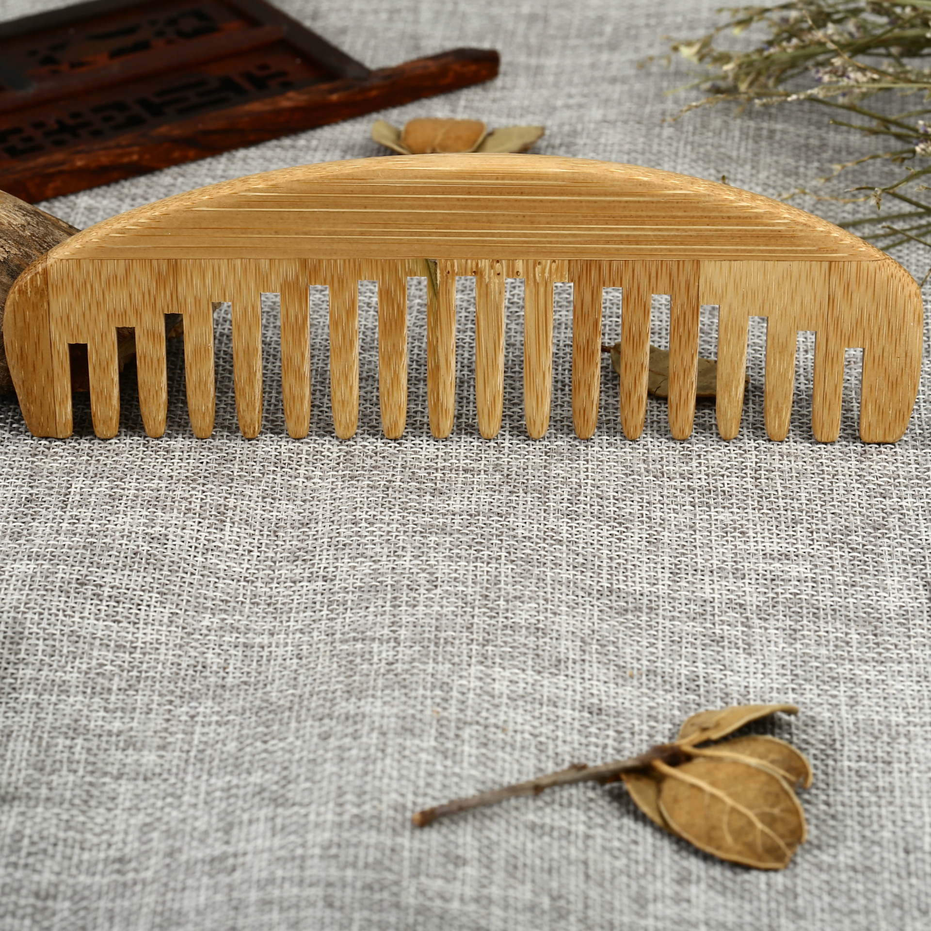 2020新品宽齿按摩梳 拼接檀香竹梳 美发地摊现货梳子厂家批发