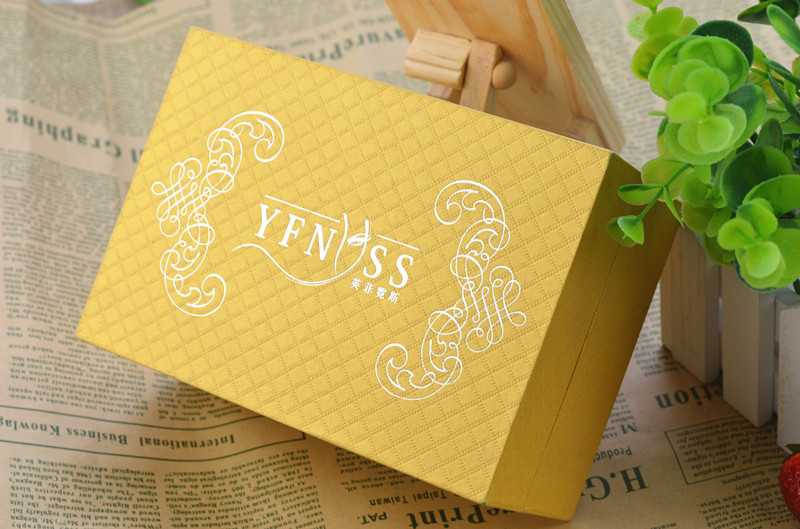 护肤品慕斯精装盒 压纹烫金天地盖包装礼盒