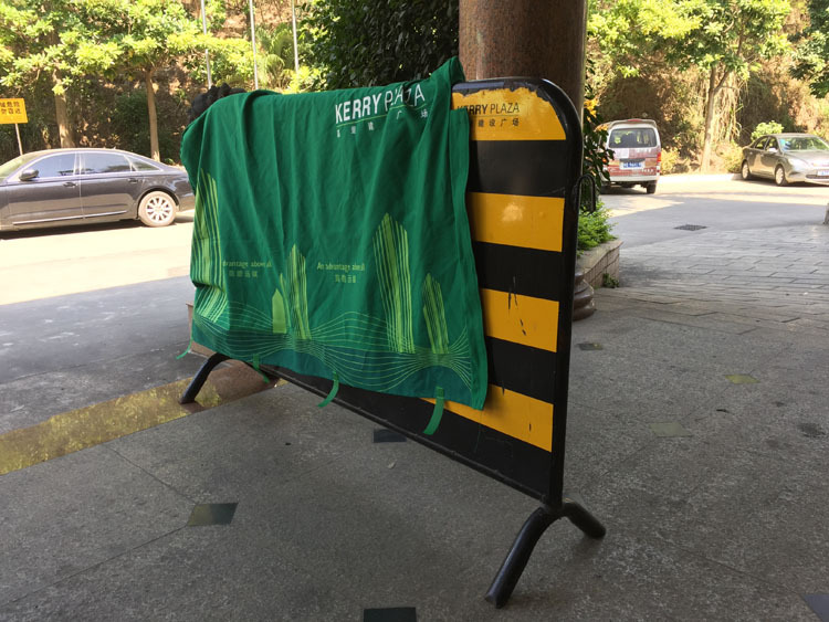 定制铁马布套屏风 护栏布套 广告护栏布套 金属护栏布套 布料屏风