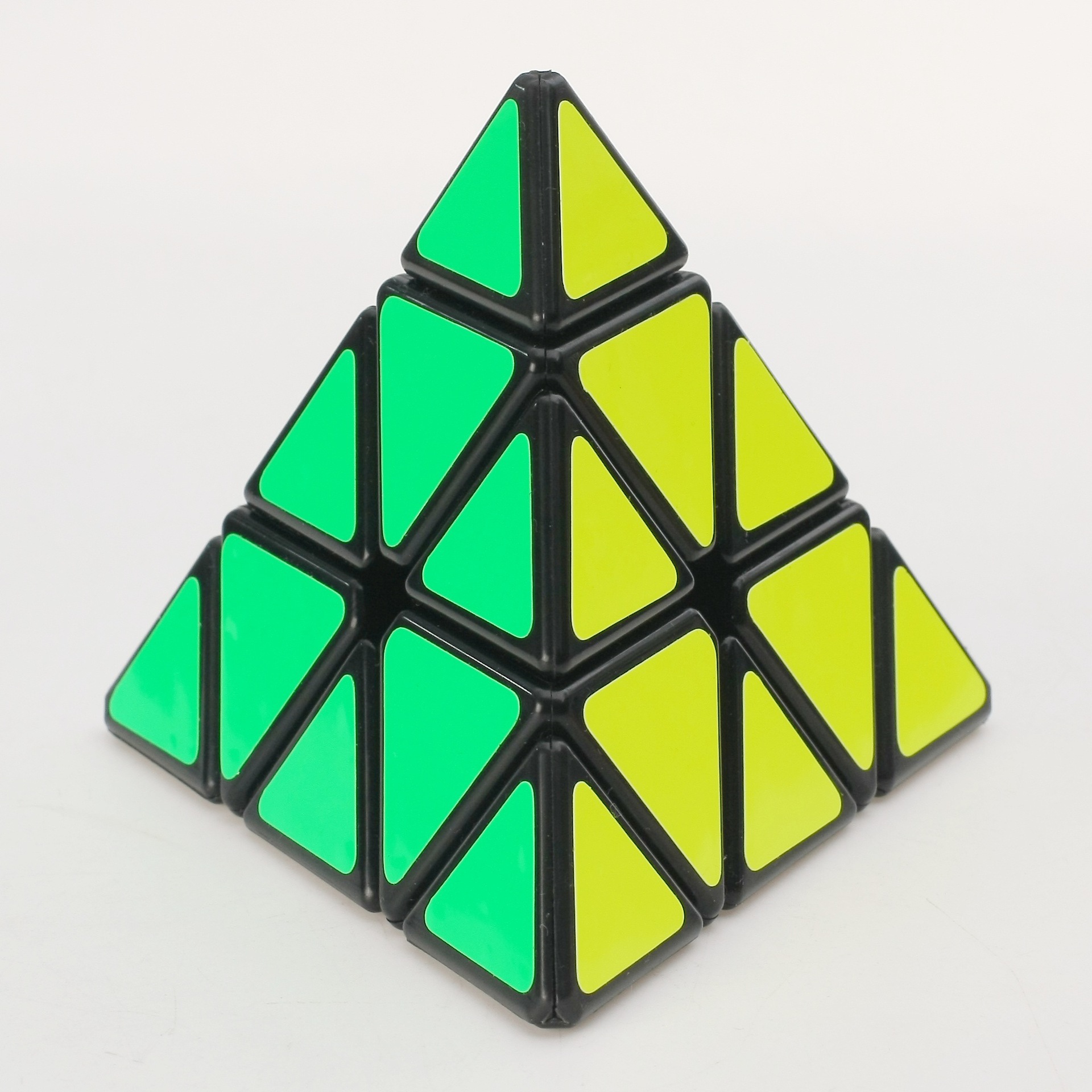 【zcube金字塔魔方黑色大号】三阶 三角形魔方益智儿童竞速批发