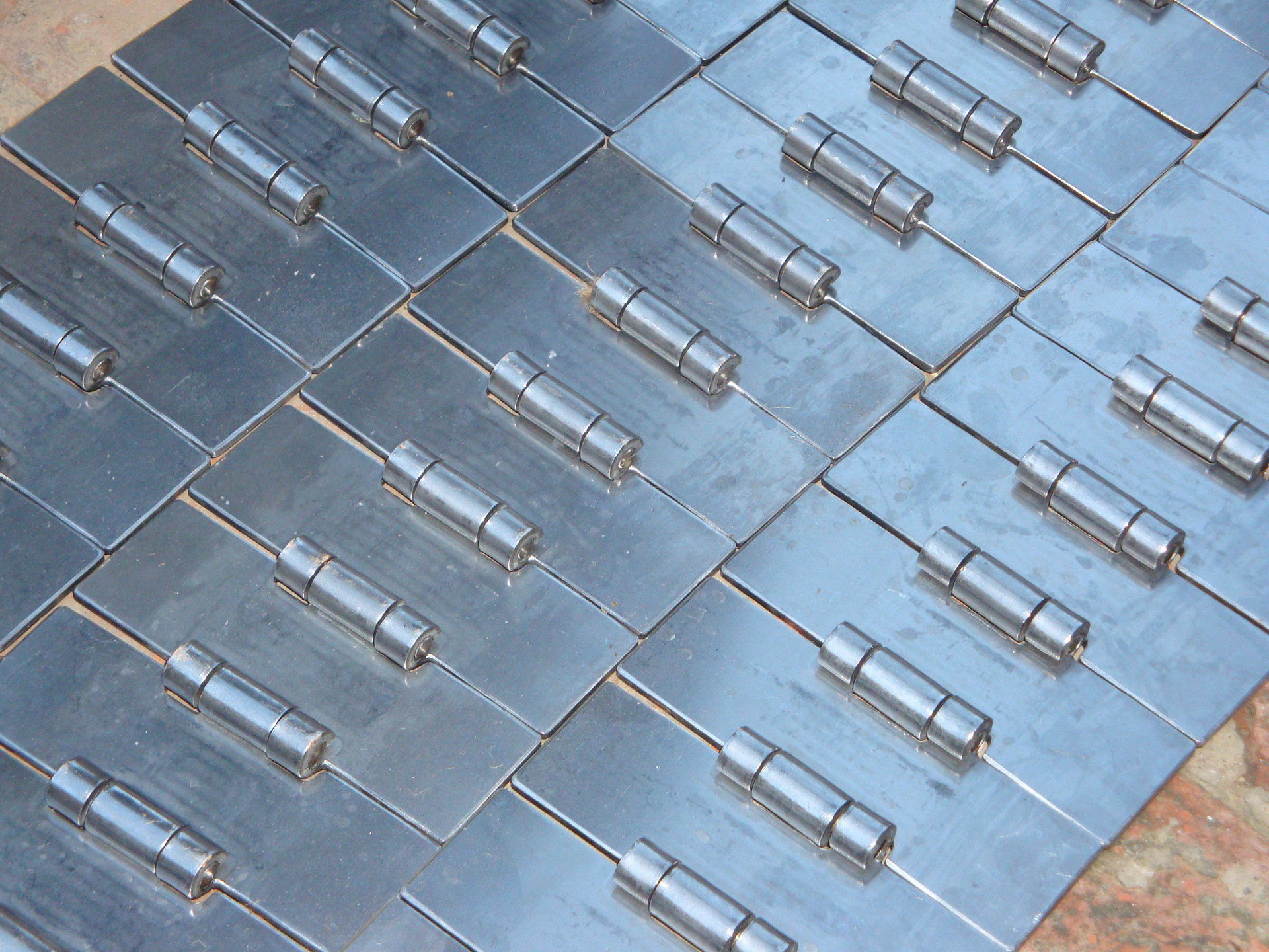 厂家供应专业制作不锈钢链板 输送链板平板链 优质不锈钢链条