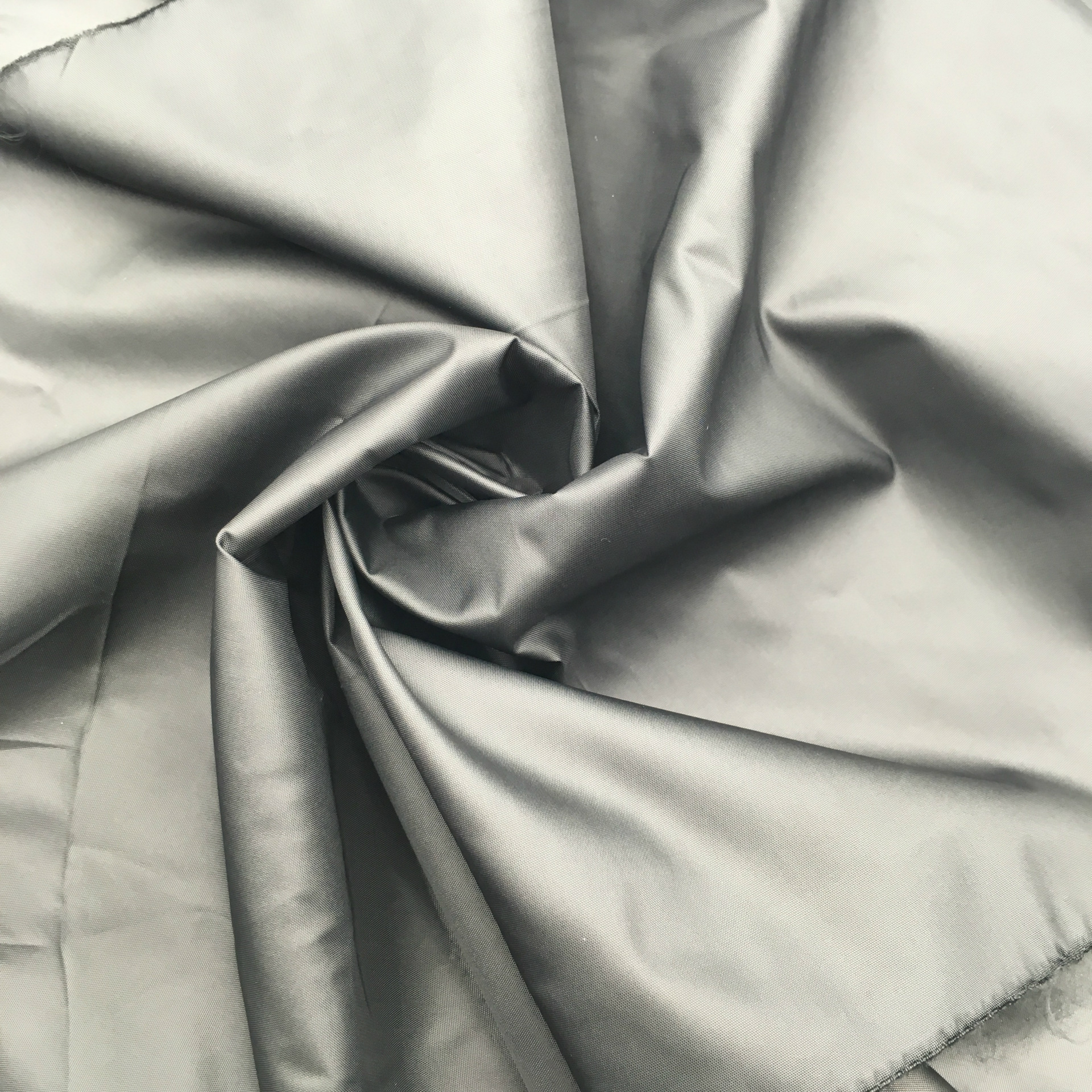 厂家直销320t胆布 羽绒服/棉服 防跑绒内胆 现货供应 涤塔夫面料