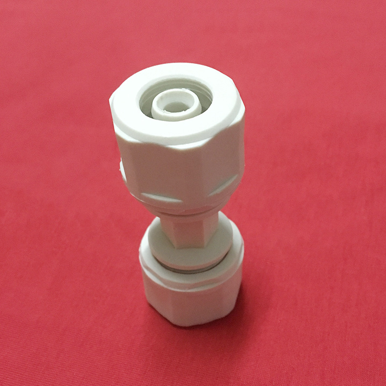 s25×25耐用高硬度等径直通塑料管件 优质等径直通 管用50年 - 通用部