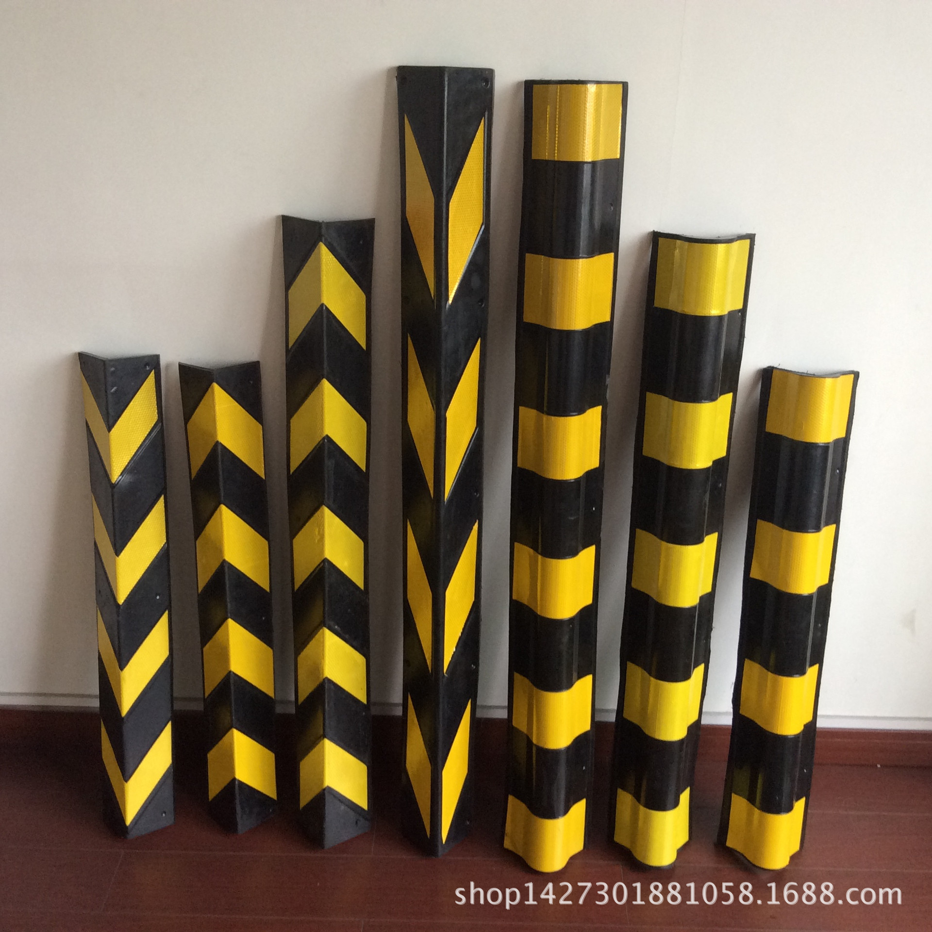 厂家直销橡胶防撞条 定做反光护角 外贸货