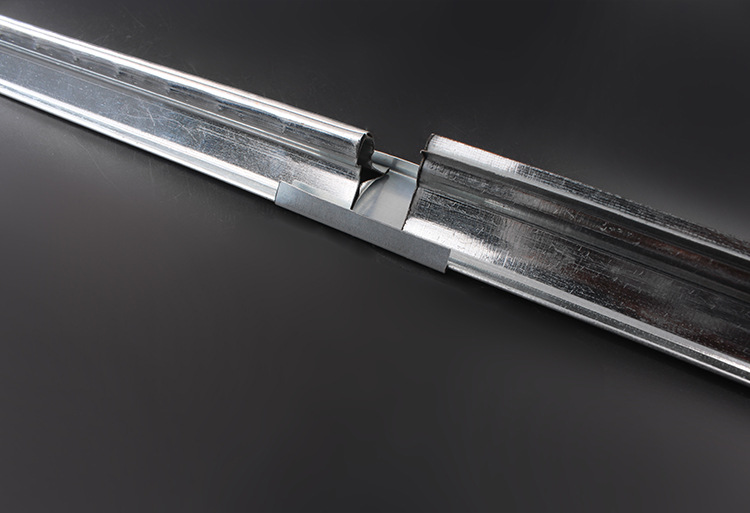 厂家供应 集成吊顶材料配件 三角龙骨 烤漆主龙骨 副龙轻钢龙骨