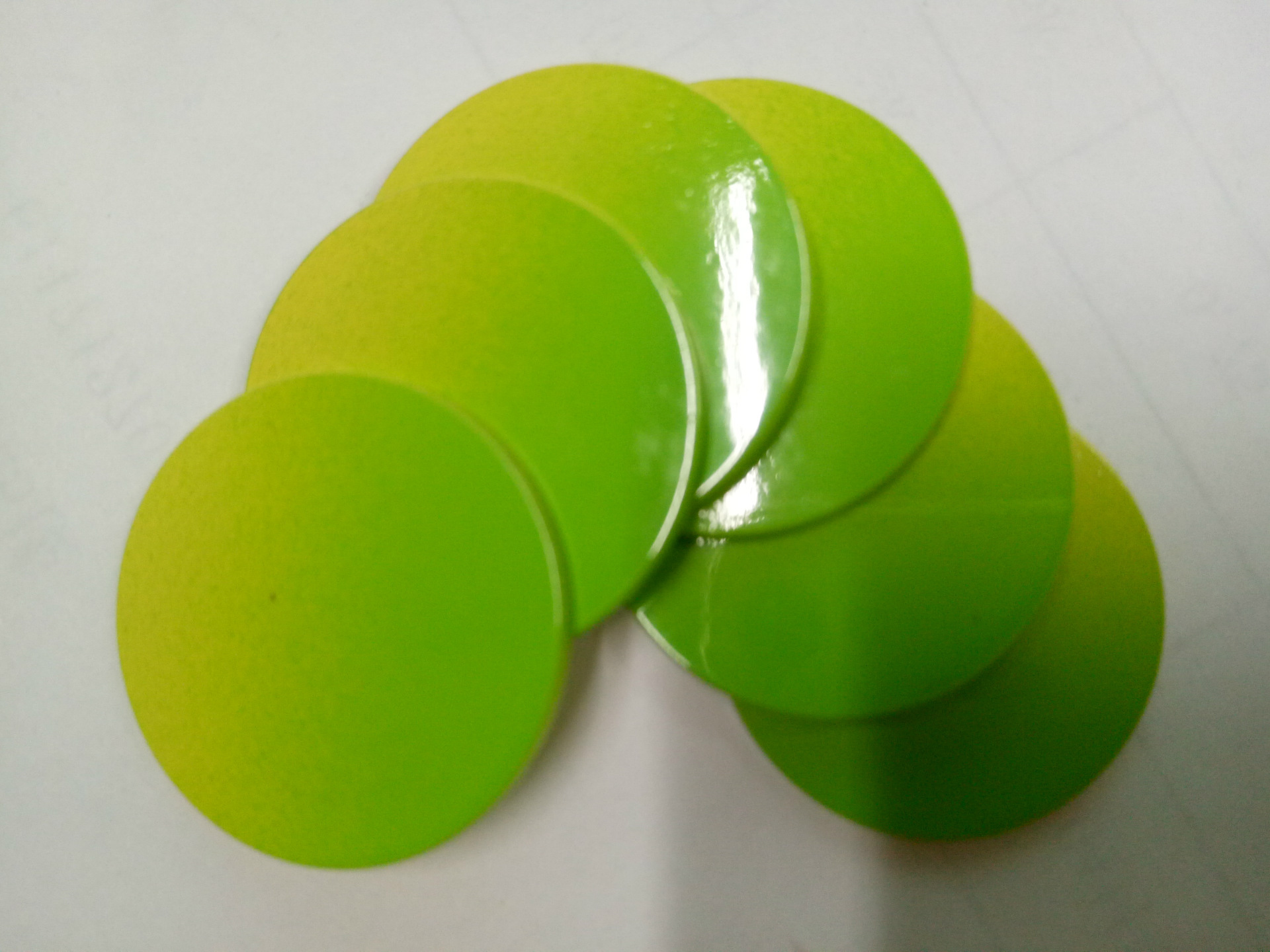 钢化玻璃喷油丝印加工 喷渐变色加工