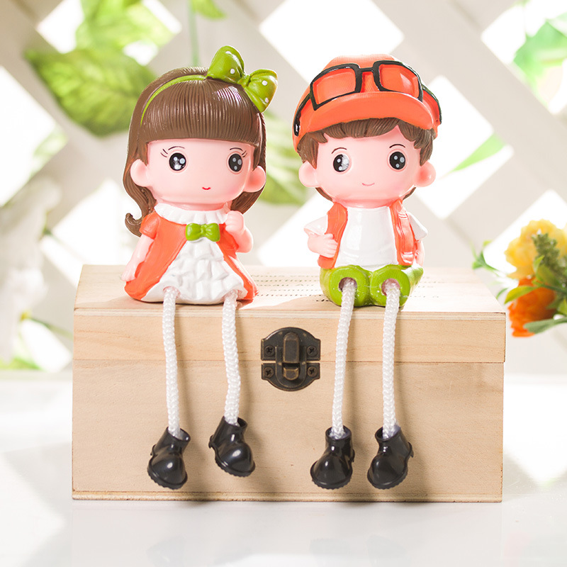 情侣娃娃吊脚摆件 搪胶吊脚娃娃不怕摔 人物卡通工艺品摆件批发