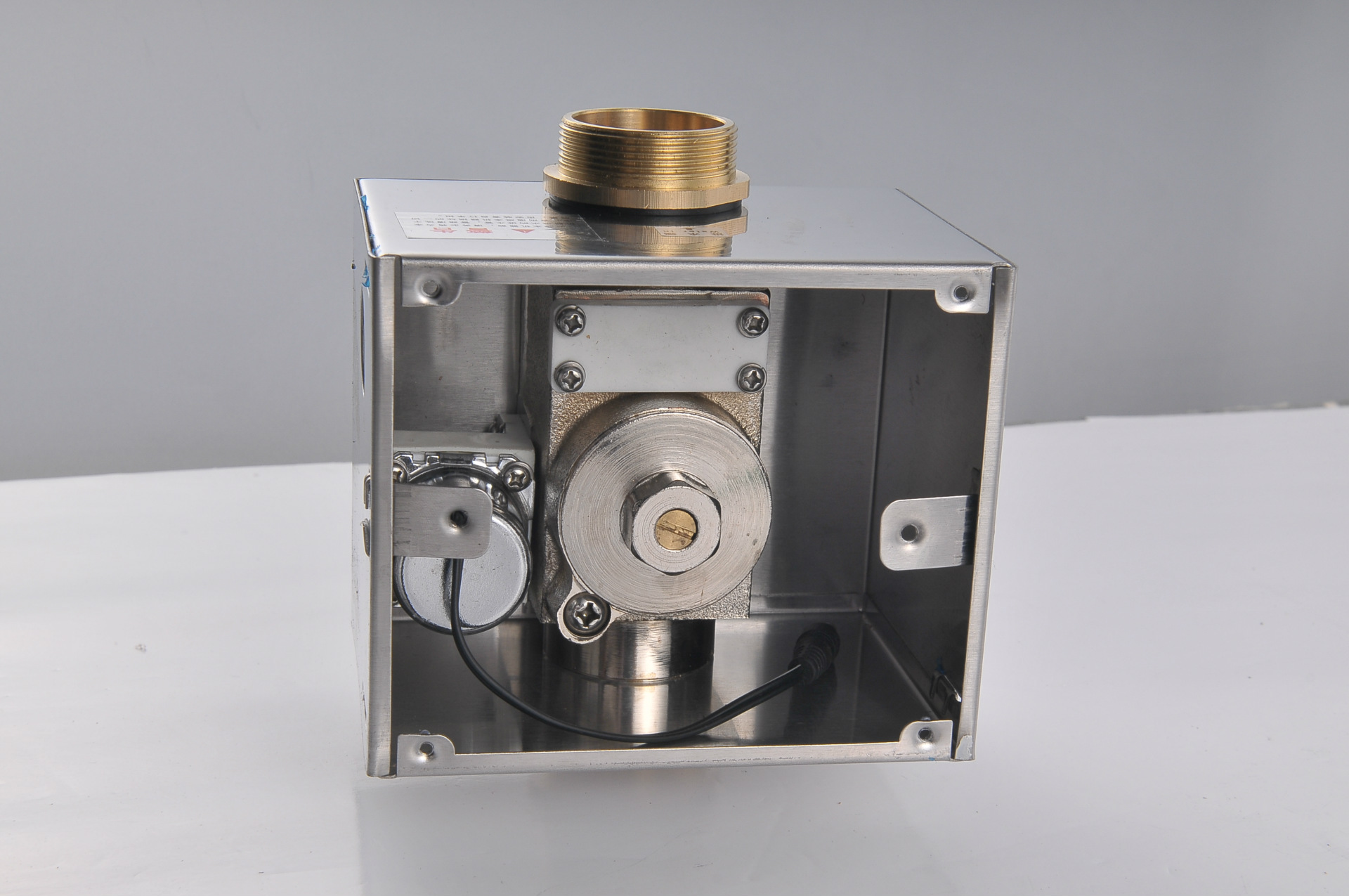 荐 全自动大便感应器 暗装入墙蹲便感应器 红外感应冲洗阀