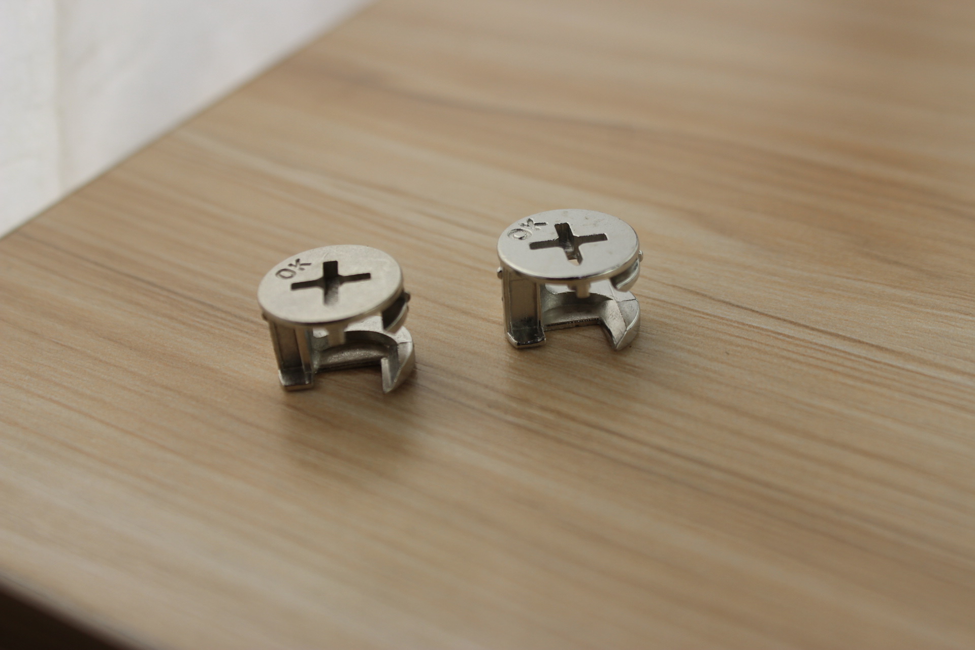 橱柜五金配件 家具实木板连接配套锌合金三合一 偏心轮 质量保证