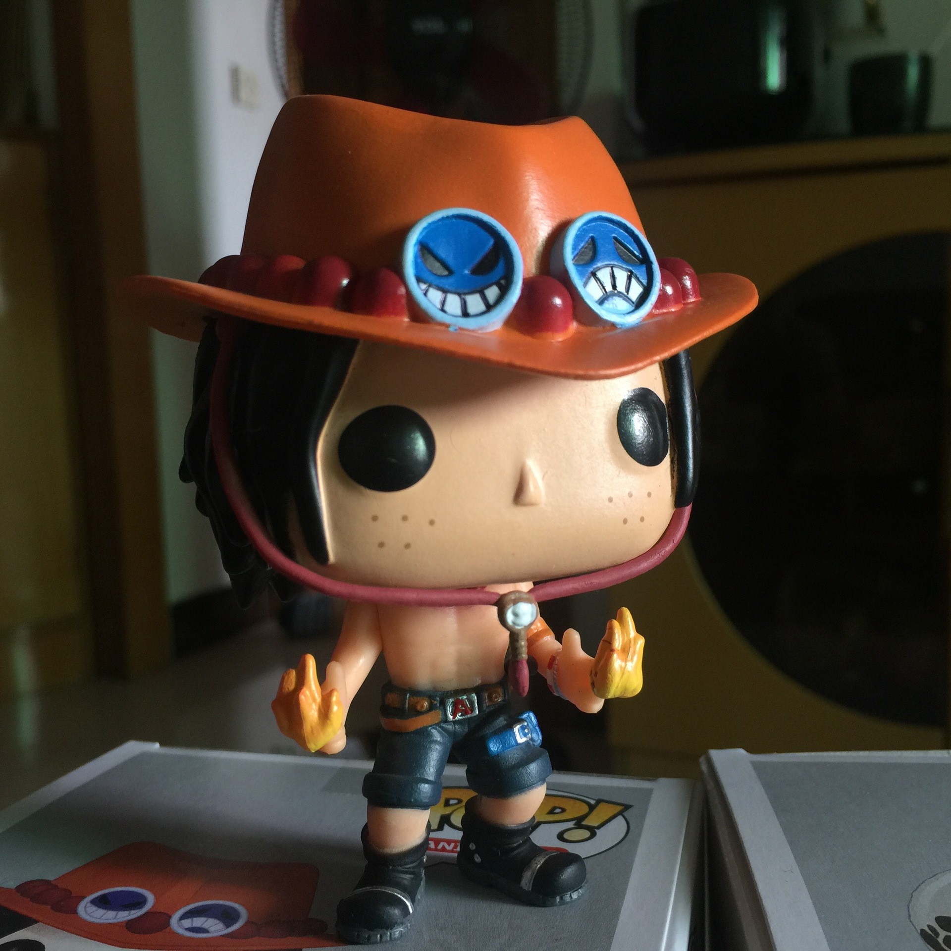 pop 海贼 航海王 路飞 乔巴 艾斯 罗 大头盒装公仔手办