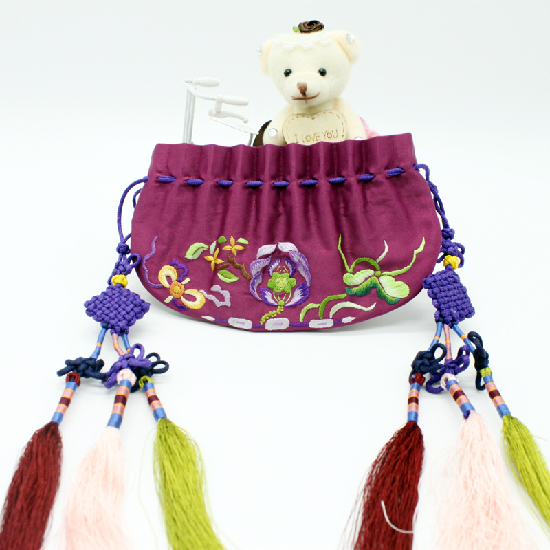 珍藏高档手工绣花香囊/精品宫廷苏绣荷包/端午节香包/刺绣空香袋