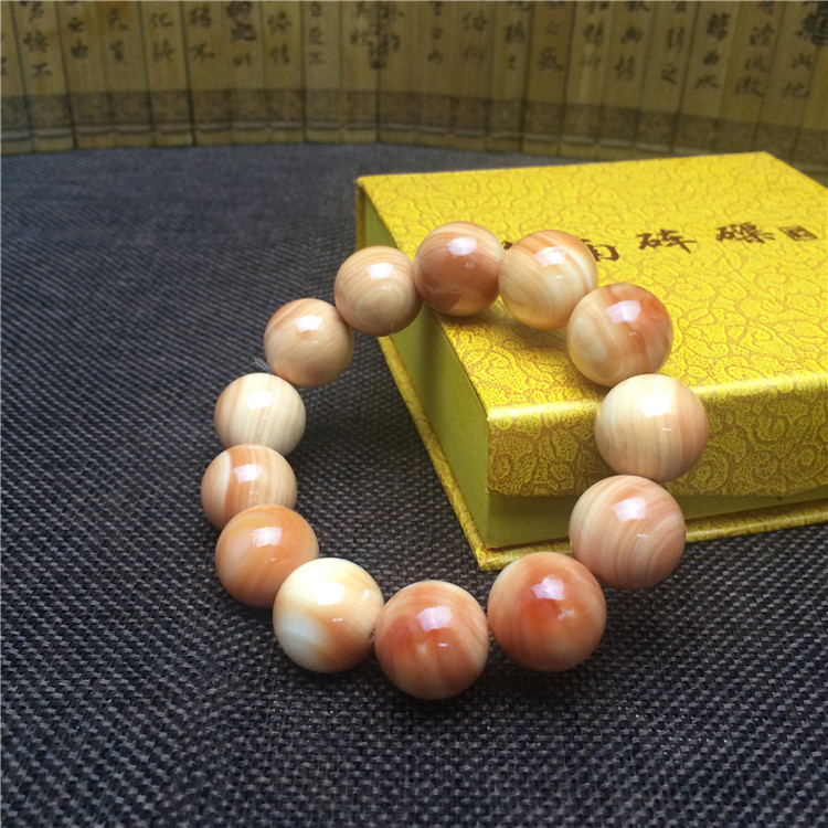 天然万宝螺手串圆珠血红鲜亮精工配饰佛珠 男单圈手串 砗磲批发