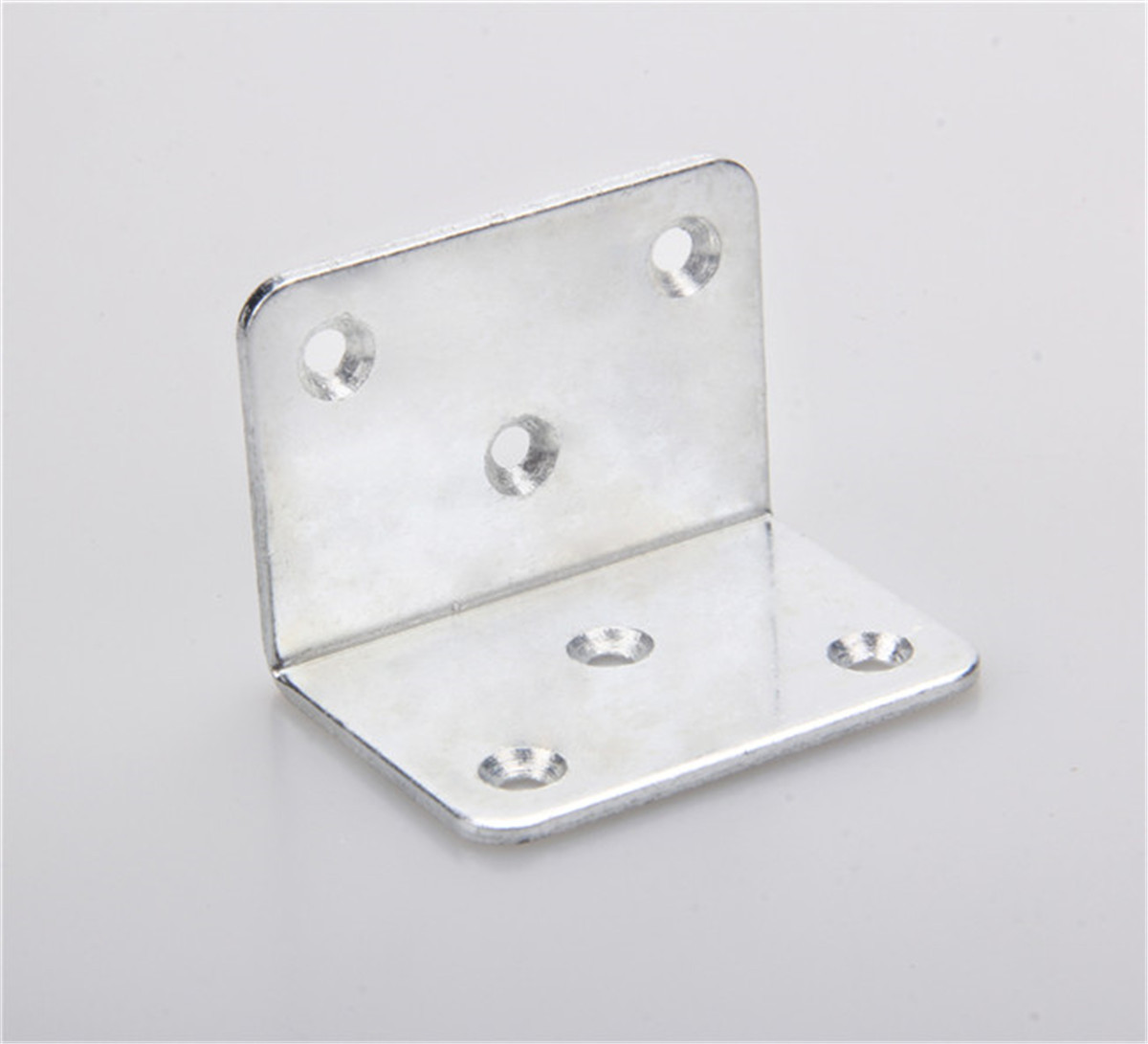 厂家批发 橱柜家具铁质l形角码 隔断固定连接件6孔角码 量大从优