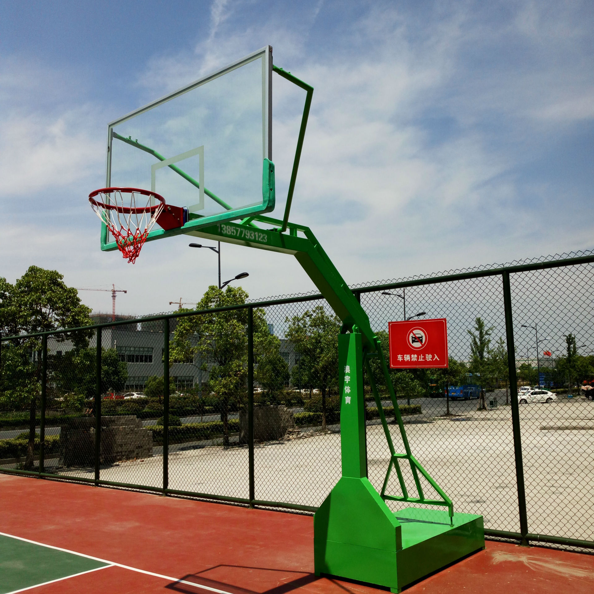 户外标准钢化玻璃篮球架 室外成人篮球架篮板 铝合金包边钢化篮板